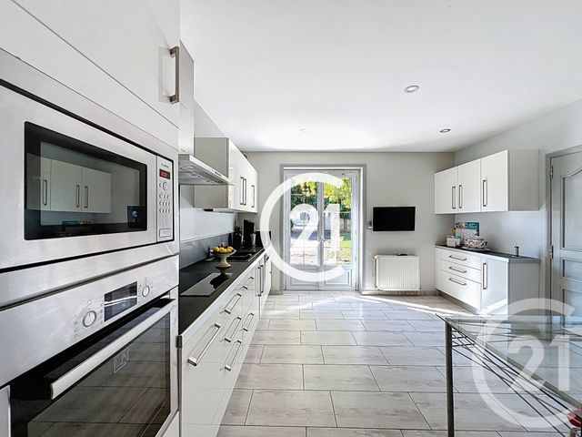 Maison à vendre - 5 pièces - 274 m2 - Jarnac - 16 - POITOU-CHARENTES