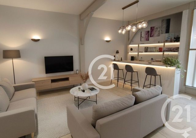 Maison à vendre - 4 pièces - 155,50 m2 - Jarnac - 16 - POITOU-CHARENTES