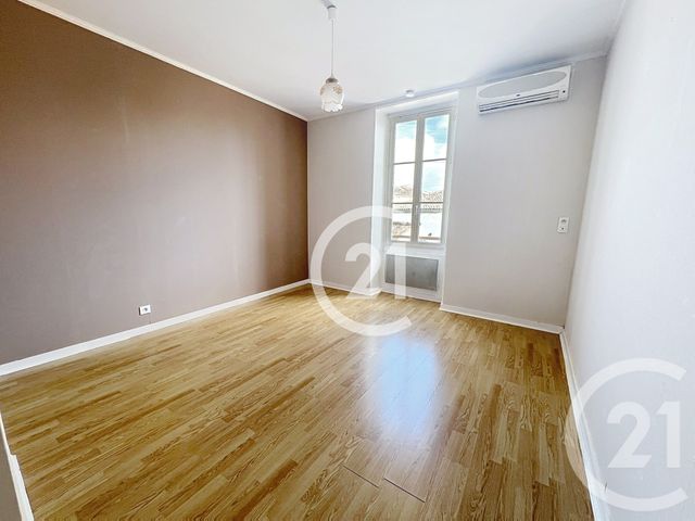 Maison à louer - 7 pièces - 181,30 m2 - Jarnac - 16 - POITOU-CHARENTES