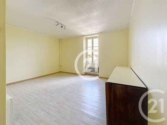 Maison à louer - 7 pièces - 181,30 m2 - Jarnac - 16 - POITOU-CHARENTES