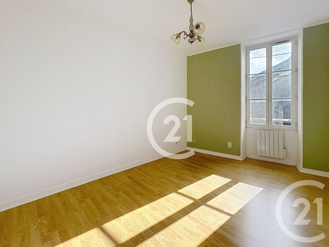 Maison à louer - 7 pièces - 181,30 m2 - Jarnac - 16 - POITOU-CHARENTES