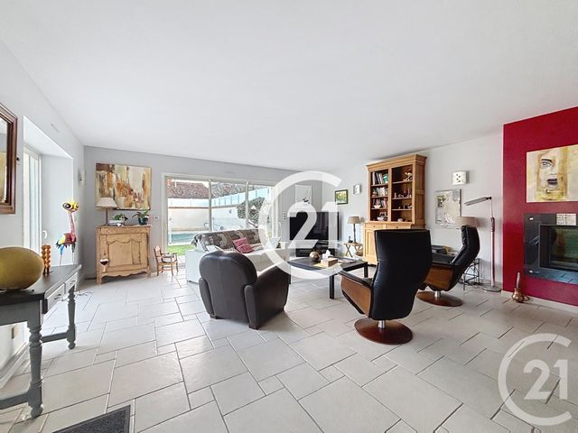Maison &agrave; vendre - 5 pi&egrave;ces - 174 m2 - Sigogne - 16 - POITOU-CHARENTES