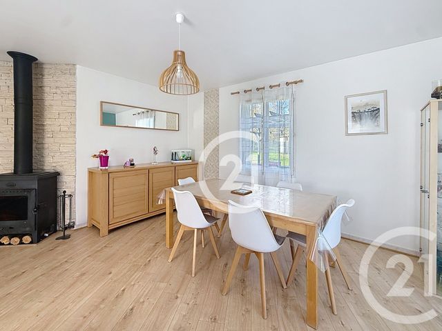 Maison à vendre - 5 pièces - 162,50 m2 - Julienne - 16 - POITOU-CHARENTES