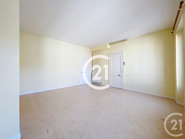 Appartement F2 à louer - 2 pièces - 65 m2 - Jarnac - 16 - POITOU-CHARENTES