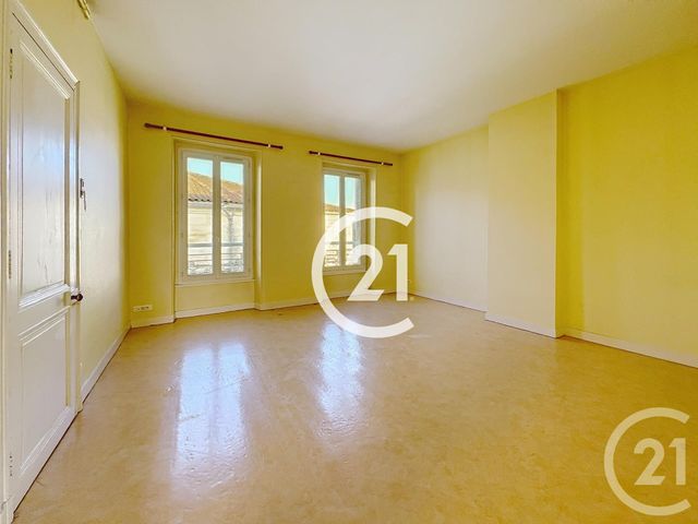 Appartement F2 à louer - 2 pièces - 65 m2 - Jarnac - 16 - POITOU-CHARENTES
