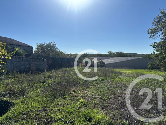 Maison &agrave; vendre - 6 pi&egrave;ces - 225 m2 - Julienne - 16 - POITOU-CHARENTES