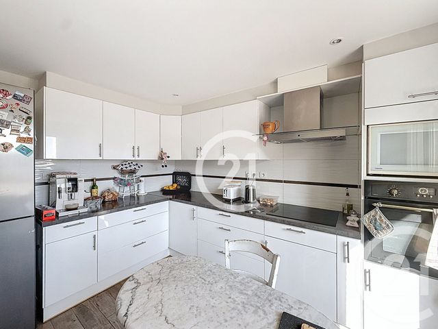 Maison &agrave; vendre - 7 pi&egrave;ces - 158 m2 - Gondeville - 16 - POITOU-CHARENTES