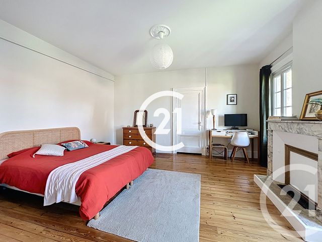 Maison à vendre - 7 pièces - 331 m2 - Jarnac - 16 - POITOU-CHARENTES