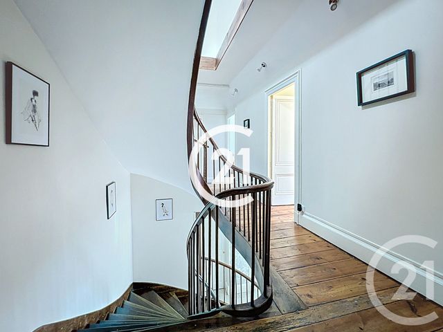 Maison à vendre - 7 pièces - 331 m2 - Jarnac - 16 - POITOU-CHARENTES