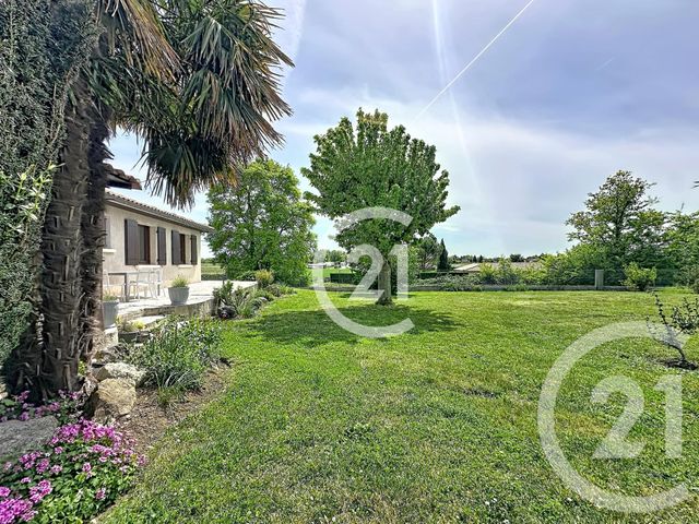 Maison &agrave; vendre - 4 pi&egrave;ces - 124,60 m2 - Bourg Charente - 16 - POITOU-CHARENTES