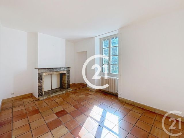 Maison &agrave; louer - 5 pi&egrave;ces - 108,20 m2 - Jarnac - 16 - POITOU-CHARENTES