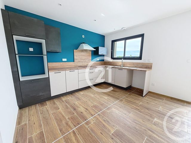 Maison &agrave; louer - 4 pi&egrave;ces - 89,20 m2 - Segonzac - 16 - POITOU-CHARENTES