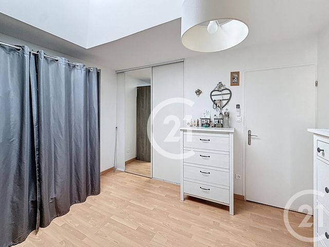 Maison &agrave; louer - 5 pi&egrave;ces - 183,60 m2 - Jarnac - 16 - POITOU-CHARENTES