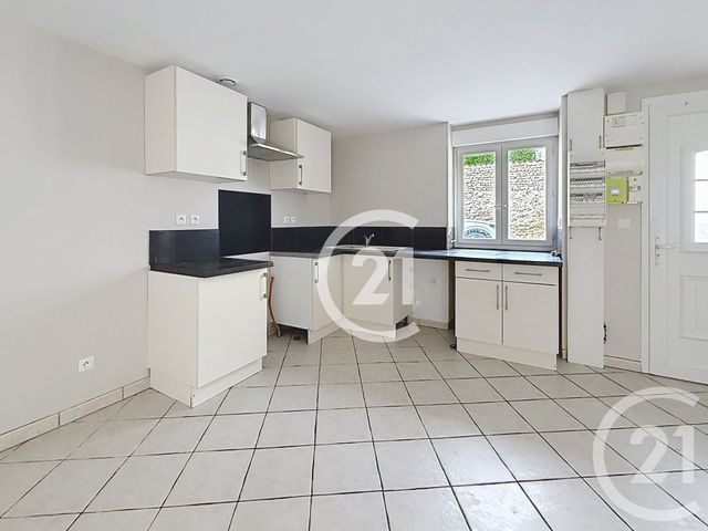 Maison &agrave; louer - 4 pi&egrave;ces - 89,50 m2 - Segonzac - 16 - POITOU-CHARENTES