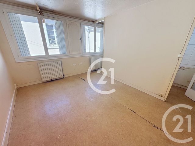 Maison &agrave; vendre - 3 pi&egrave;ces - 191 m2 - Jarnac - 16 - POITOU-CHARENTES