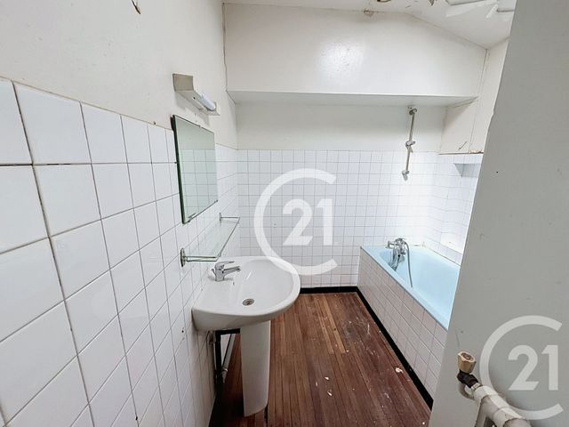 Maison &agrave; vendre - 3 pi&egrave;ces - 191 m2 - Jarnac - 16 - POITOU-CHARENTES