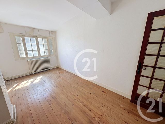 Maison &agrave; vendre - 3 pi&egrave;ces - 191 m2 - Jarnac - 16 - POITOU-CHARENTES