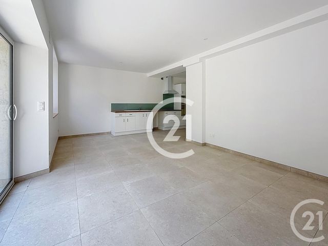 Maison &agrave; louer - 5 pi&egrave;ces - 143,50 m2 - Jarnac - 16 - POITOU-CHARENTES