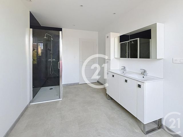 Maison &agrave; louer - 5 pi&egrave;ces - 143,50 m2 - Jarnac - 16 - POITOU-CHARENTES