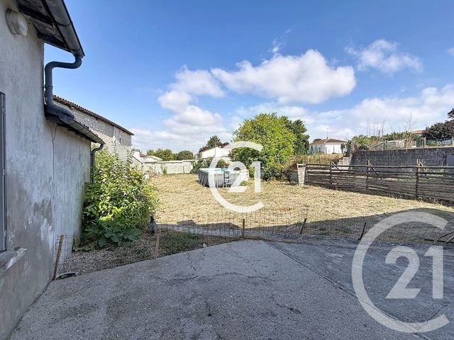 Maison &agrave; vendre - 7 pi&egrave;ces - 169 m2 - Juillac Le Coq - 16 - POITOU-CHARENTES