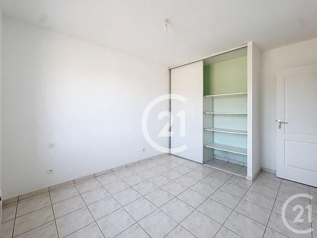 Maison &agrave; louer - 4 pi&egrave;ces - 87,50 m2 - Sigogne - 16 - POITOU-CHARENTES