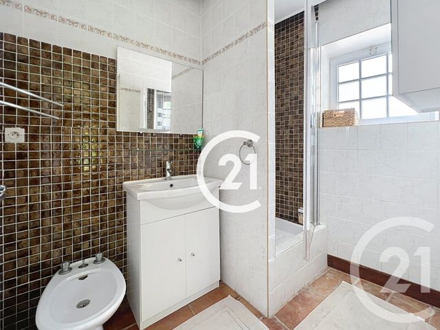 Maison à vendre - 6 pièces - 225 m2 - Foussignac - 16 - POITOU-CHARENTES