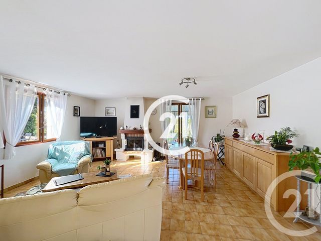 Maison &agrave; vendre - 6 pi&egrave;ces - 133 m2 - Juillac Le Coq - 16 - POITOU-CHARENTES