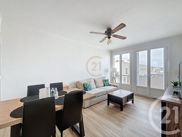 Appartement F3 &agrave; vendre - 3 pi&egrave;ces - 55 m2 - Le Grau Du Roi - 30 - LANGUEDOC-ROUSSILLON