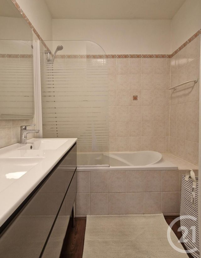 Appartement F3 &agrave; louer - 3 pi&egrave;ces - 78 m2 - Grenoble - 38 - RHONE-ALPES