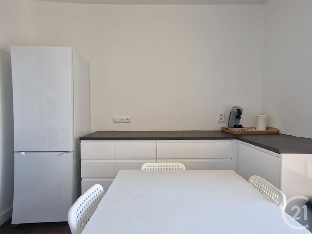 Appartement F3 &agrave; louer - 3 pi&egrave;ces - 78 m2 - Grenoble - 38 - RHONE-ALPES