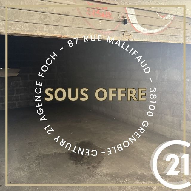 parking - GRENOBLE - 38