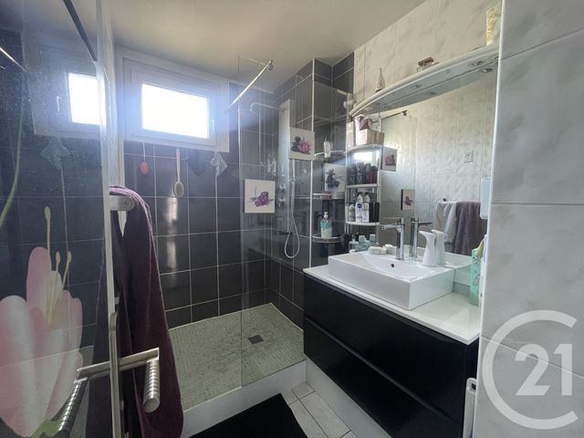 Appartement à vendre - 3 pièces - 78 m2 - Echirolles - 38 - RHONE-ALPES