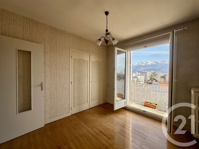 Appartement T4 &agrave; vendre - 4 pi&egrave;ces - 70,17 m2 - Grenoble - 38 - RHONE-ALPES