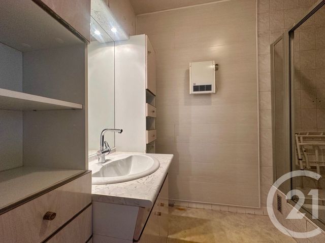 Appartement T4 &agrave; vendre - 4 pi&egrave;ces - 70,17 m2 - Grenoble - 38 - RHONE-ALPES