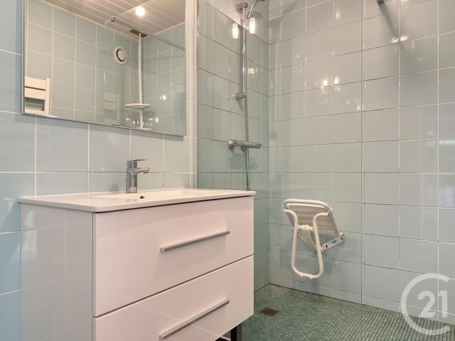 Appartement T3 &agrave; louer - 3 pi&egrave;ces - 84,52 m2 - Biviers - 38 - RHONE-ALPES