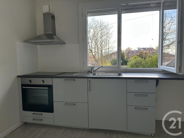 Appartement T3 &agrave; louer - 3 pi&egrave;ces - 84,52 m2 - Biviers - 38 - RHONE-ALPES