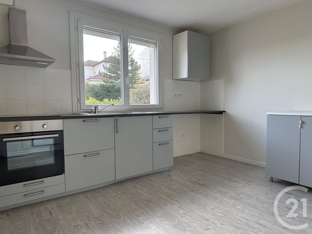 Appartement T3 &agrave; louer - 3 pi&egrave;ces - 84,52 m2 - Biviers - 38 - RHONE-ALPES