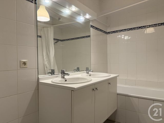 Appartement T4 &agrave; louer - 4 pi&egrave;ces - 87,65 m2 - Grenoble - 38 - RHONE-ALPES