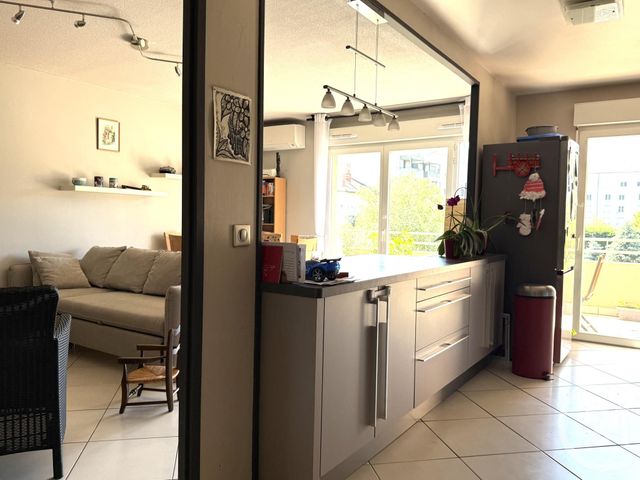 Appartement T3 &agrave; vendre - 3 pi&egrave;ces - 66,43 m2 - Fontaine - 38 - RHONE-ALPES
