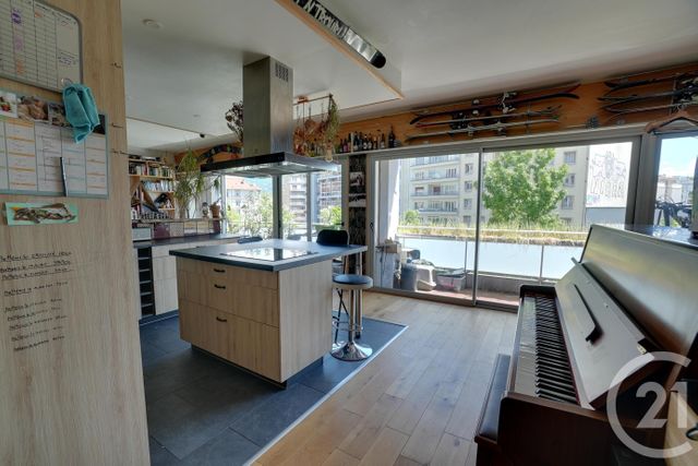 Appartement T3 &agrave; vendre - 3 pi&egrave;ces - 82,80 m2 - Grenoble - 38 - RHONE-ALPES