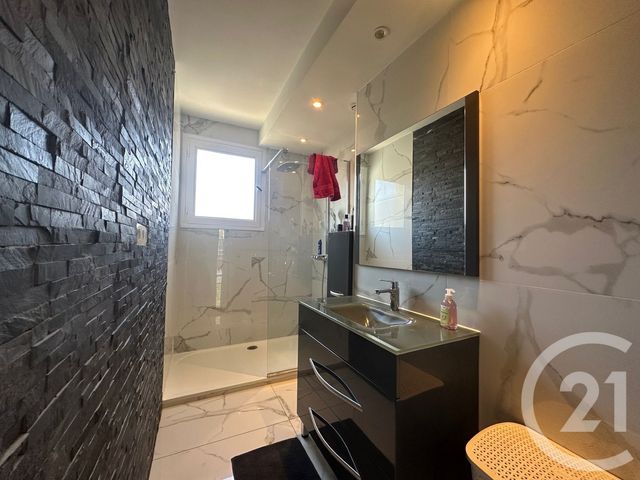 Appartement T4 &agrave; vendre - 4 pi&egrave;ces - 81,19 m2 - Villard Bonnot - 38 - RHONE-ALPES
