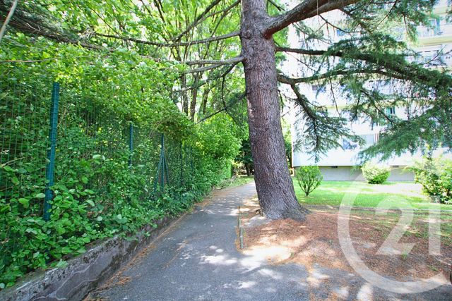 Appartement T4 &agrave; vendre - 4 pi&egrave;ces - 71,42 m2 - Grenoble - 38 - RHONE-ALPES