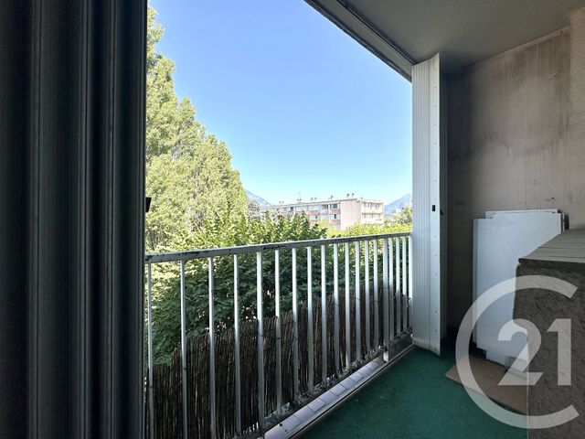 Appartement F5 &agrave; vendre - 6 pi&egrave;ces - 106 m2 - Grenoble - 38 - RHONE-ALPES