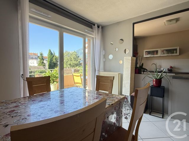 Appartement T3 &agrave; vendre - 3 pi&egrave;ces - 66,43 m2 - Fontaine - 38 - RHONE-ALPES