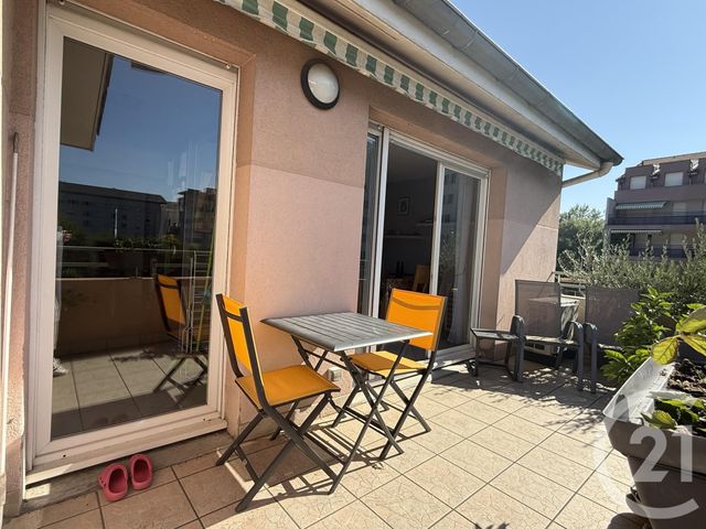Appartement T3 &agrave; vendre - 3 pi&egrave;ces - 66,43 m2 - Fontaine - 38 - RHONE-ALPES