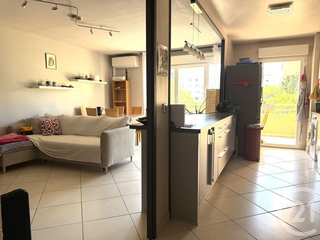Appartement T3 &agrave; vendre - 3 pi&egrave;ces - 66,43 m2 - Fontaine - 38 - RHONE-ALPES