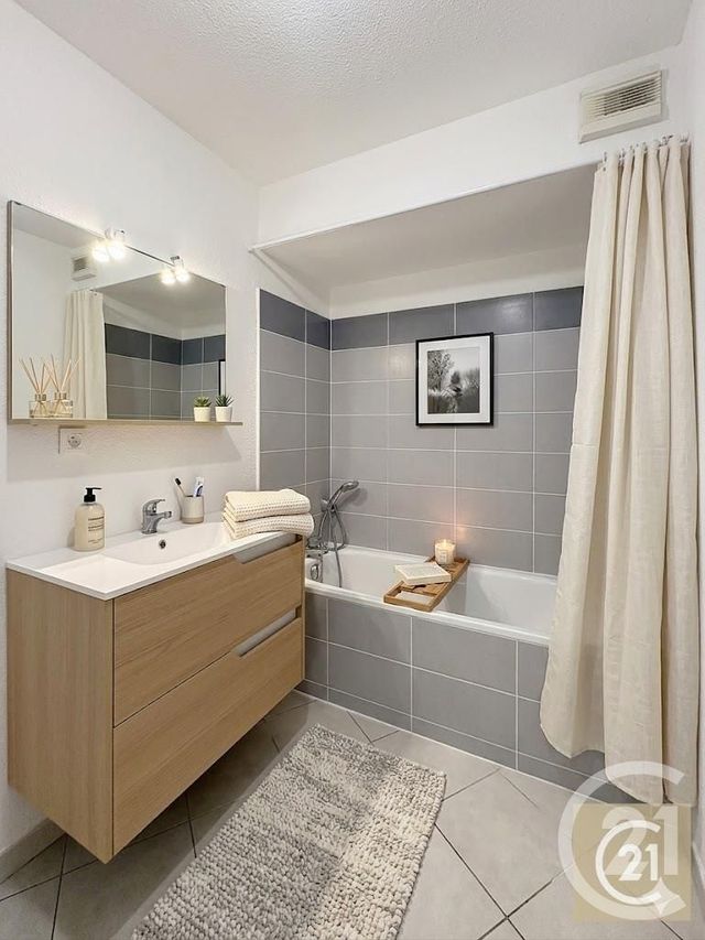 Appartement F3 &agrave; vendre - 3 pi&egrave;ces - 56,28 m2 - Beziers - 34 - LANGUEDOC-ROUSSILLON