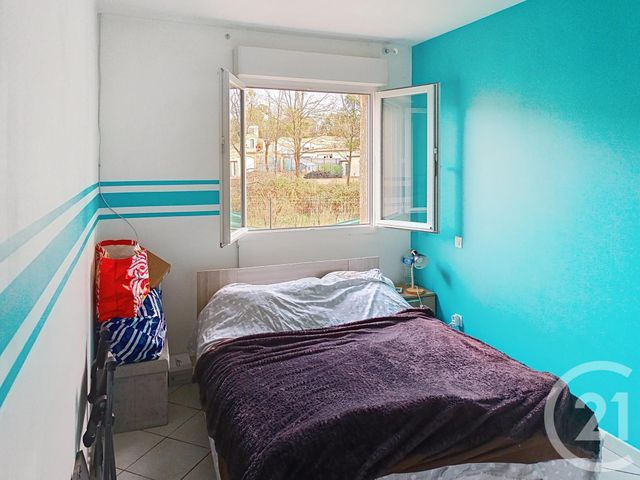 Maison &agrave; louer - 4 pi&egrave;ces - 104 m2 - Cazedarnes - 34 - LANGUEDOC-ROUSSILLON