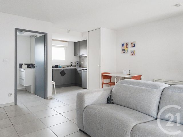 Appartement F2 &agrave; louer - 2 pi&egrave;ces - 40,34 m2 - Sauvian - 34 - LANGUEDOC-ROUSSILLON
