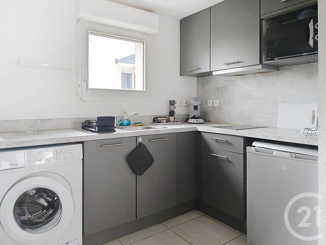 Appartement F2 &agrave; louer - 2 pi&egrave;ces - 40,34 m2 - Sauvian - 34 - LANGUEDOC-ROUSSILLON